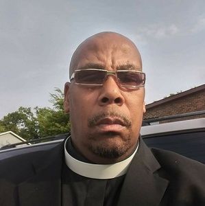 Meet your Posher, Kenneth